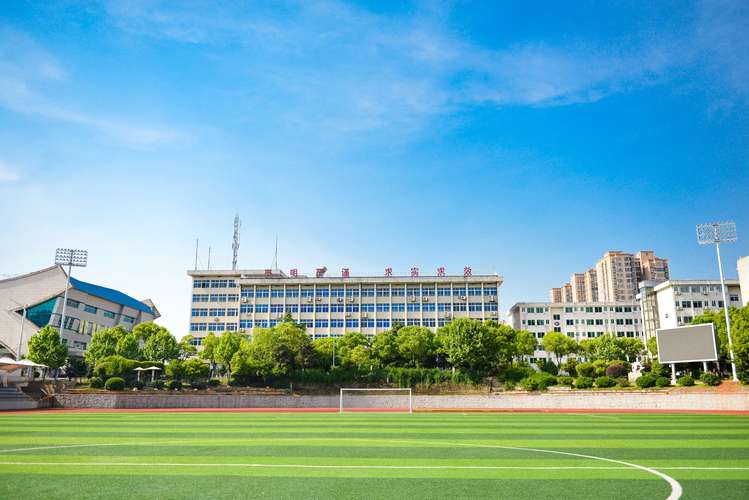 长沙电力职院单招文化测试：春日校园学子奋进备考