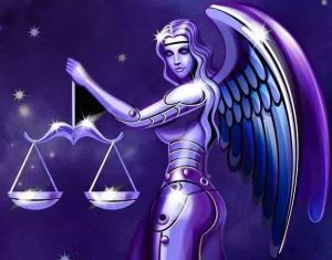 天秤座的恋爱平衡艺术：信任与热情的平衡之道