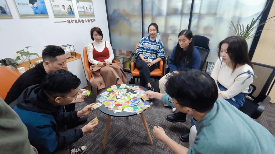 同济医院心绘疗愈心理沙龙：OH卡涂鸦助医护心灵成长