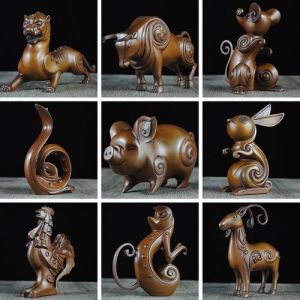 生肖解析：鼠牛龙蛇爱情财运特点及发展趋势