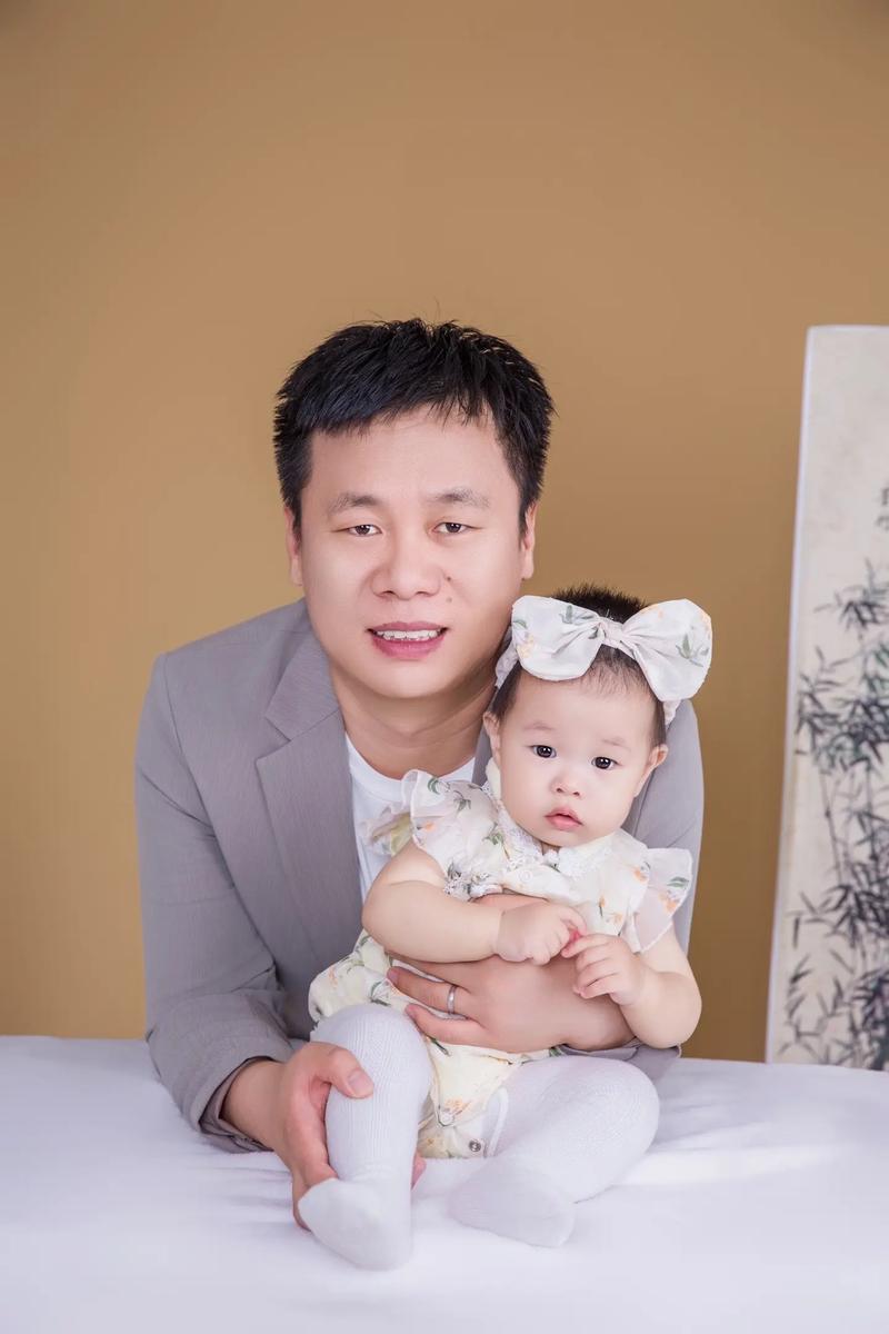 桃花劫中的幸福：三生肖女经历两段婚姻的蜕变之路