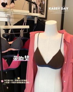 社交视频揭秘：身体语言在爱情中的力量与反思
