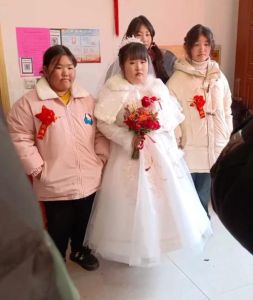 现代婚姻新潮流：不办婚礼的个性化选择解析