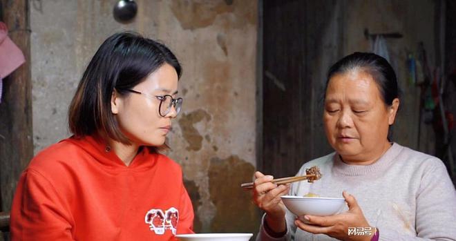 夏日苏姨家：反思家庭纷争，学会珍惜幸福