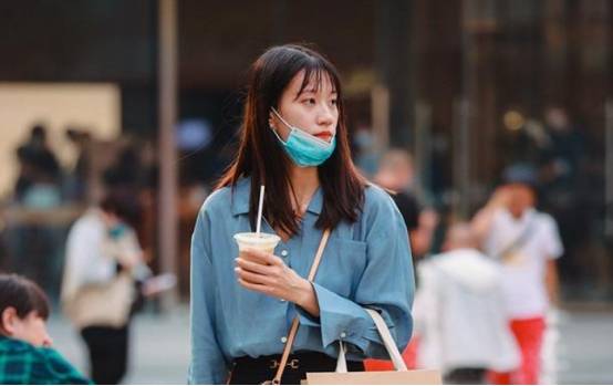 2025生肖运势揭秘：电影中的命运密码与人生篇章