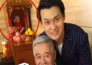 揭秘娱乐圈：明星养小鬼传闻真相与迷信之风