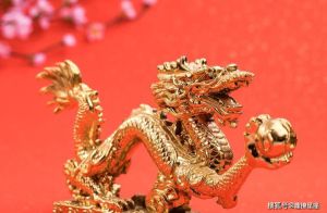四大生肖运势大涨：鼠龙蛇猪迎来财星眷顾！
