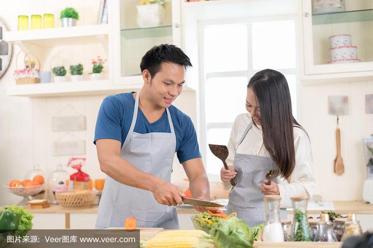 携手烹饪，温馨时光提升厨艺与感情