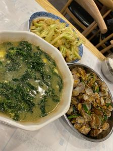 被老公嫌弃做饭不好吃：共度温馨时光，增进爱情默契