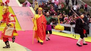 2025新春爱情盛宴：四大生肖迎高潮，桃花浪漫幸福续篇