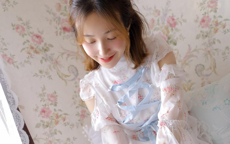 四大生肖女生魅力揭秘：爱情财运事业秘诀