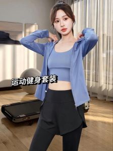 40+女性运动服搭配：时尚与健康的双重魅力秘诀