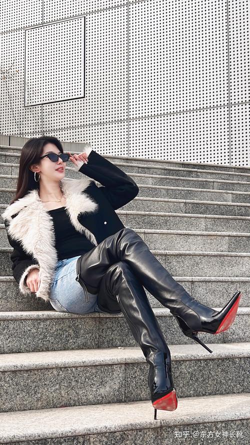 破除长靴刻板印象：女性不应被外表定义