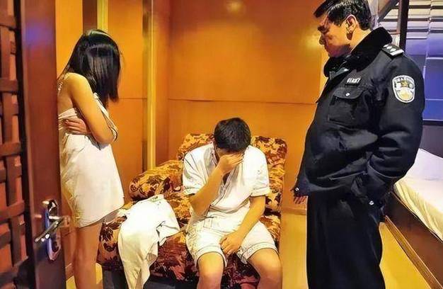 妻子面对嫖娼：情感抉择与婚姻未来