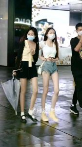 揭秘：穿白衣男人的性格特质与相处之道