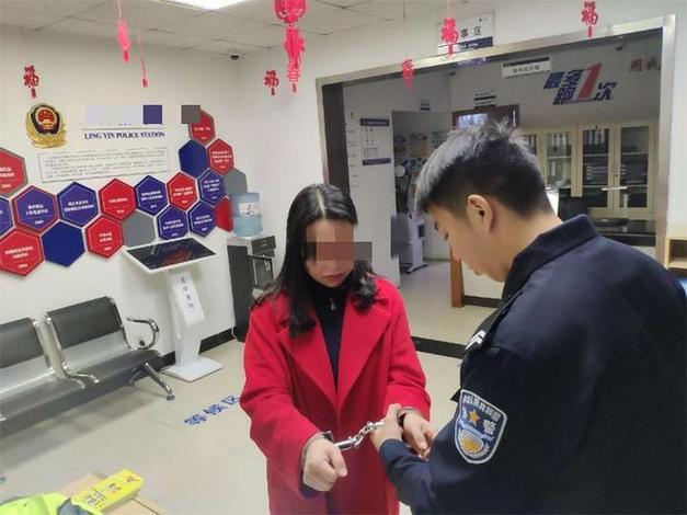 婚姻抉择：原谅还是离婚？不忠下的家庭困境