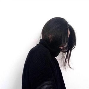 揭秘：女生偏爱黑白灰，性格密码大解析！