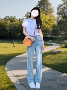 夏日街头搭配秘籍：牛仔裤白T恤潮流攻略