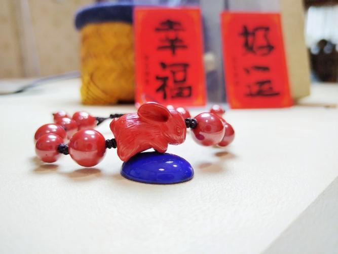 本周生肖运势揭秘：兔蛇猪吉星照耀，好运手链助成功！