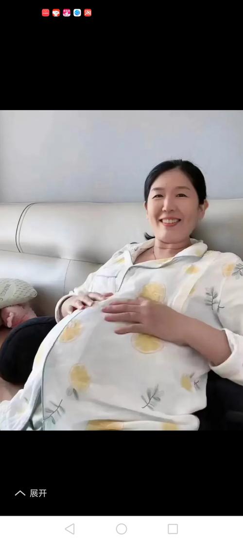 离婚后前夫的情感迷宫：回忆与自我探寻