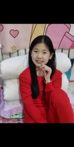11月属龙女孩命运揭秘：智慧龙女之命运奥秘