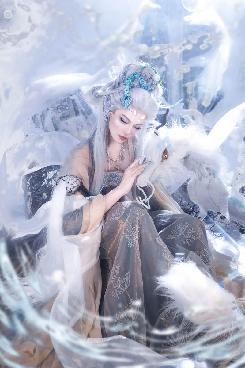 揭秘龙女寓意：属龙人运势与桃花劫探秘