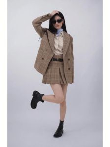 格子穿搭秘籍：复古现代，风格解锁指南