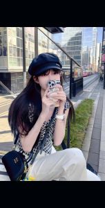 揭秘格子服饰性格密码：穿搭哲学与心理特征解析