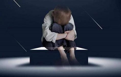 孤僻者内心揭秘：社交障碍与自我救赎之路