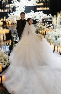 梦境婚礼：揭秘人生转折与内心渴望