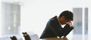 中年桃花劫：情感挑战与自我成长之路
