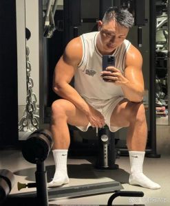 运动塑造男性性格：跑步自律骑行自由等特质揭秘