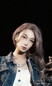 揭秘男生穿女装：心理成因与应对策略