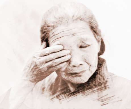 女人梦头部出血的寓意解析：财运与人生变故