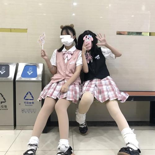 揭秘双子座女性：神秘魅力与双重性格