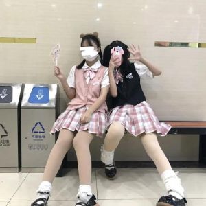 揭秘双子座女性：神秘魅力与双重性格
