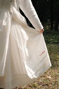 白色服饰揭秘：色彩心理学探秘内心世界