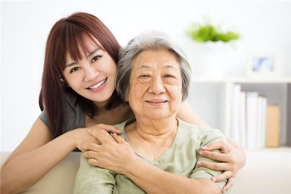 揭秘：恋爱女生梦见未来婆婆的七大预兆与深层含义