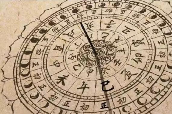 巳时男孩命运密码：火旺性格与五行取名秘籍