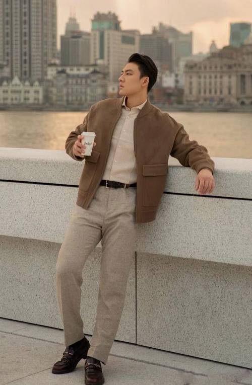 男性穿搭心理揭秘：形象塑造与内心世界