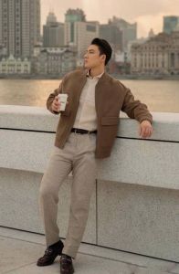 男性穿搭心理揭秘：形象塑造与内心世界