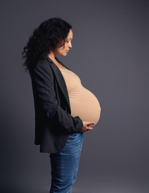 揭秘怀孕婚礼梦境：预示转折与人生启示