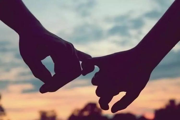 夫妻缘分之谜：命中注定还是偶然相遇？