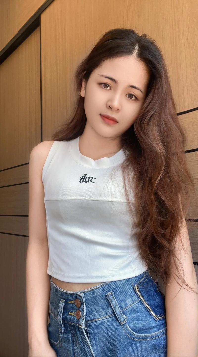 揭秘独舞人生：不喜欢交际女生的内心世界