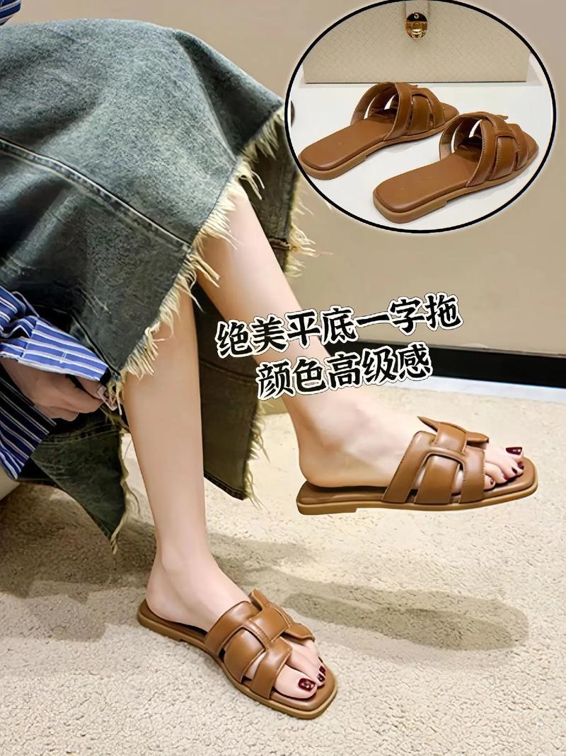 鞋柜里的性格密码：揭秘女性鞋履与个性关联