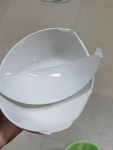 揭秘：晚上打碎碗的风水奥秘与心理影响