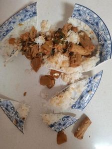 揭秘碎碎平安：打碎碗的风水民俗解析