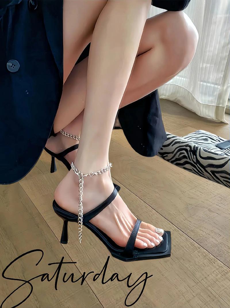 脚踝之美：进化密码下的女性魅力揭秘