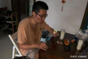 吃相解码：餐桌上的经济与社会秘密