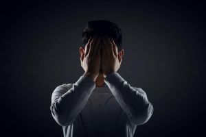 无缘无故恐惧成因及应对策略